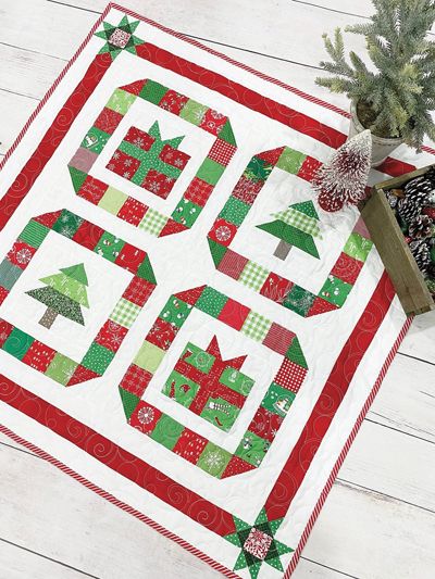 NEW Quilting Patterns - Page 2 Mini Patchwork, Table Topper Patterns, Christmas Tree On Table, Christmas Quilt Patterns, Cottage Quilt, Mystery Quilt, Holiday Quilts, Pretty Quilt, Tree Quilt