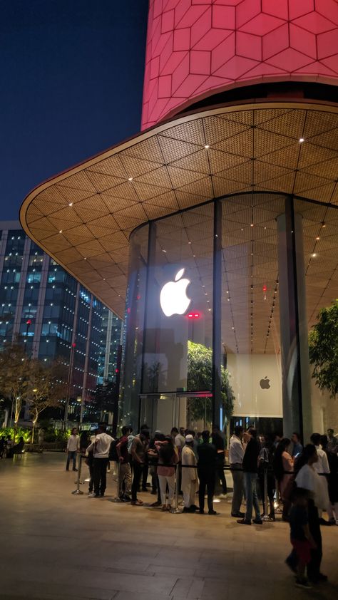 Jio World Drive Mumbai, Apple Store Snap, Apple Store Aesthetic, Jio World Drive, Mumbai Snap, Aesthetic Mumbai, Bkc Mumbai, Mumbai Trip, Photography 2023