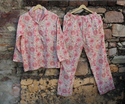 Anokhi Printed Cotton Pyjama Set, 100% Cotton Pajama Set, Bridesmaid Pajama Set, Pajama Set, Sleepwear Long Feather Pajama Set Bridesmaid Pajama, Night Suit For Women, Bridesmaid Pajama Set, Floral Pajama Set, Printed Pajama, Bridesmaid Pyjamas, Pajamas For Women, Cotton Pajamas, Floral Pajamas