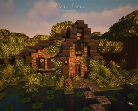 Small Minecraft Houses Cottages, Witchy Minecraft, Minecraft Witch Cottage, Witchy Minecraft House, Minecraft Witch, Witch Houses, Minecraft Cottagecore, Cottage Minecraft, Witchy Cottage