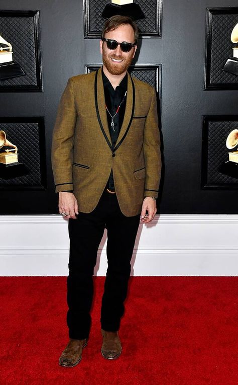 Dan Auerbach Style, Dan Auerbach, Grammys 2020, Mens Fashion Suits, Celebrity Pictures, Red Carpet Fashion, Celebrity Photos, Fashion Photo, Red Carpet