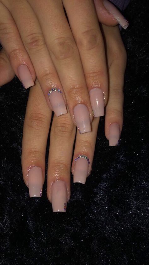 Solid Color Acrylic Nails With Gems, Nails W Rhinestones Simple, Nails To Go With Pink Prom Dress, Pink Acrylic Nails With Rhinestones Simple, Nail Stone Design Rhinestones Simple, Plain Gem Nails, Soft Pink Nails With Rhinestones, Plain Pink Nails With Gems, Plain Pink Nails With Rhinestones