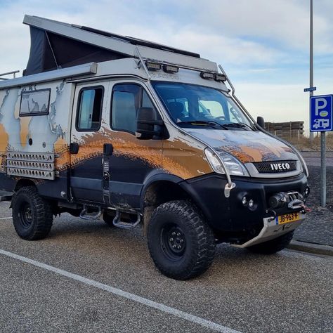 Overland Camper, Iveco Daily 4x4, Sprinter Camper, Suv Trucks, Camper Conversion, Van Conversion, Armored Vehicles, Motorhome, South America