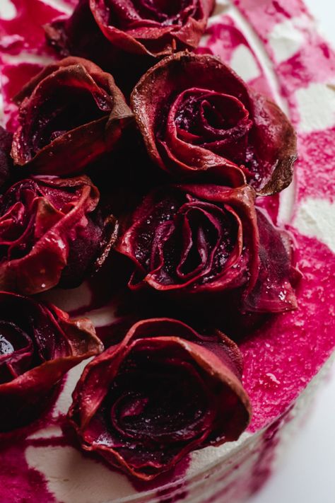 Candied beet roses make a beautiful cake decoration. Thinly slice beets are candied and baked in the shape of a rose for a unique and tasty treat! Candied Beets, Dessert Styling, Splatter Cake, Cleaning Baking Sheets, Italian Meringue Buttercream, Frosting Techniques, Halloween Entertaining, Sliced Pears, Italian Meringue