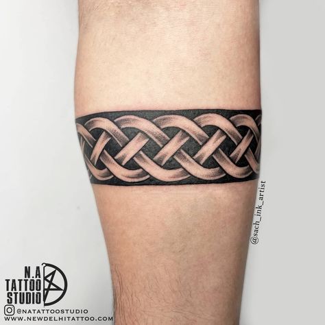 Scottish Arm Band Tattoo, Celtic Band Tattoo For Men, Celtic Band Tattoo, Norse Tattoos, Tattoo Armband, Armband Tattoos For Men, Tech Tattoo, Celtic Tattoo Designs, Celtic Knot Tattoo