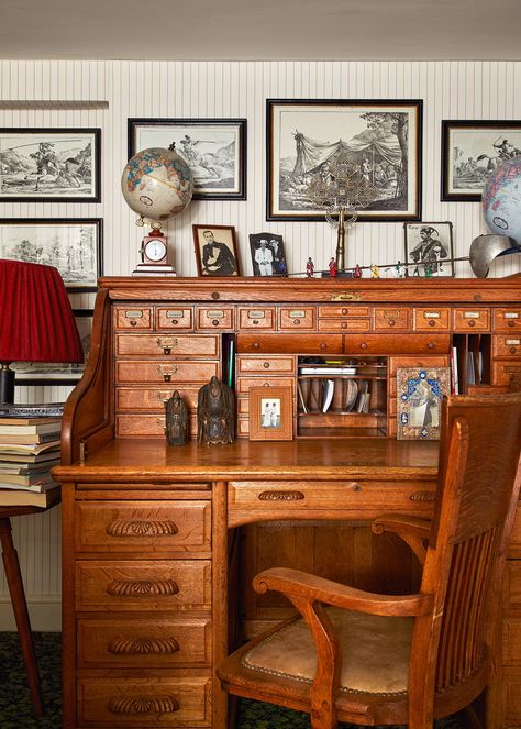 The roll top desk in an antique American style, with 19th century prints of Persian warriors by Russo-Polish artist Alexander Orlovsky. Roll Top Desk Decor, Decors Barbares, Working With Friends, Georgian Buildings, Vintage Academia, House Owner, Thonet Chair, Dream Desk, Office Vintage