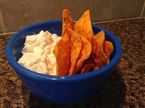 Doritos and cottage cheese! Yum!! Doritos And Cottage Cheese, Spicy Doritos, Weird Food Combos, Food Combos, Lemon Jello, Luncheon Meat, Summer Foods, Food Therapy, Weird Food