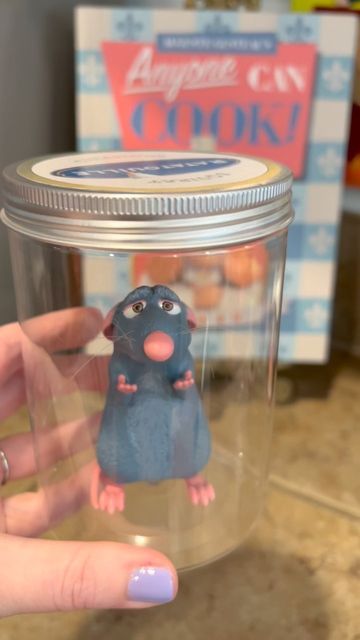 Ratatouille Pixar, Heo Peppa, Ratatouille Disney, He Is Perfect, Disney Rooms, Disney Home Decor, Disney Home, Very Funny Pictures, Cute Room Decor