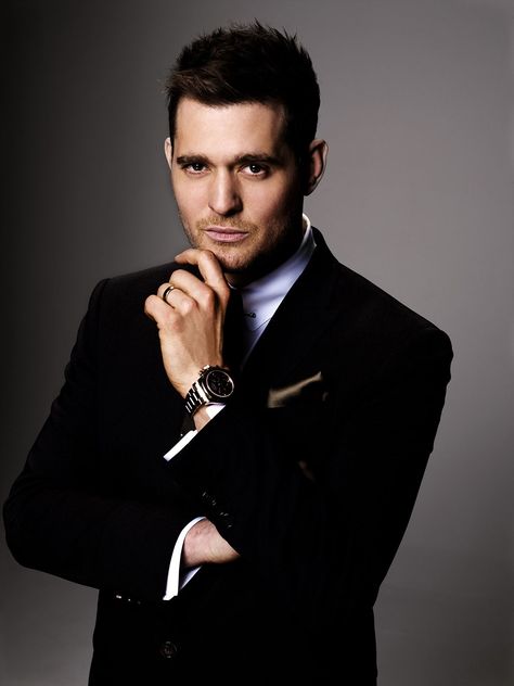 Love Michael Buble, Musica Pop, Michael Buble, Suit And Tie, Celebrities Male, Music Artists, Pretty People, Beautiful People, Eye Candy