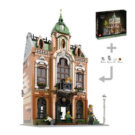 Lego Boutique Hotel Moc, Lego Boutique Hotel, Lego Alternate Builds, Lego Town Ideas, Lego Tricks, Lego Hotel, Lego Houses, Lego House Ideas, Lego Designs