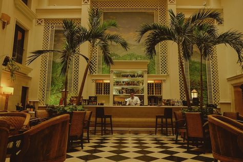 Step Into a Movie Dreamworld With "Accidental Wes Anderson" on Reddit,Hotel Saratoga in Havana, Cuba. Image via Reddit user saulbloodyenderby Accidental Wes Anderson, Wes Anderson Aesthetic, Wes Anderson Style, Wes Anderson Movies, Wes Anderson Films, Moonrise Kingdom, Grand Budapest Hotel, Hotel Bar, Wes Anderson