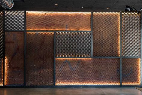 Industrial Wall Design, Cladding Design, Renovation Architecture, Office Interior Design Modern, Gym Interior, Bar Interior, Industrial Wall, Gym Design, Salou