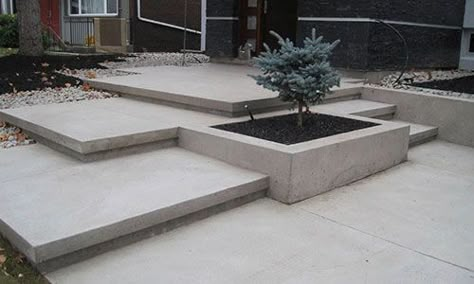 Yard Steps, Walkways Ideas, Concrete Front Steps, Garden Walkways, Landscape Stairs, Front Stairs, Front Walk, Contemporary Garden Design, Front Walkway