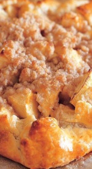 Ina Garden Apple Crostata, Pear Crostata Recipe, Apple Gallette Recipe Ina Garten, Apple Crostada, 1770 House Meatloaf, Apple Crostata Recipe, Apple Crostata, Fruit Deserts, Ina Garden