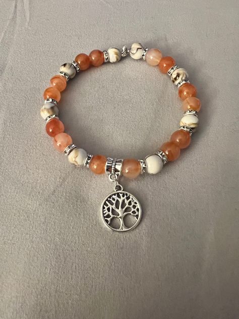 Tree Circle, Pretty Orange, Beaded Bracelet Patterns, Shades Of Orange, Bracelet Patterns, Stretch Bracelet, Spacer Beads, Stretch Bracelets, A Tree