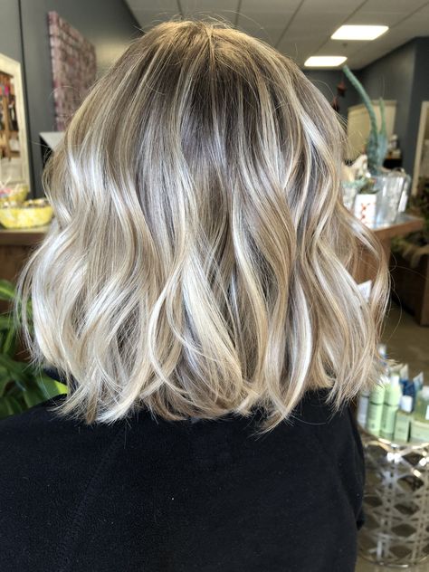 Blond Short Hair Highlights, Short Blonde Hairstyles With Highlights, Short Babylights Hair, Short Hairstyle Blonde Highlights, Full Highlights Blonde Short, Long Bob With Highlights Blondes, Light Balayage Short Hair, Full Highlight Short Hair, Blonde Balayage Shorter Hair