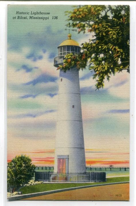 Lighthouse Biloxi Mississippi linen postcard Lighthouse Quilt, Biloxi Lighthouse, Lighthouse Drawing, Beach Lighthouse, Biloxi Mississippi, Houses In America, Lighthouse Lighting, Lighthouse Pictures, Historical Objects