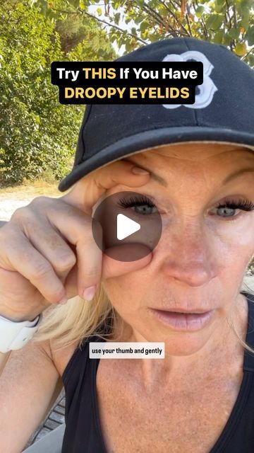 Liz Wadden | Face Yoga Specialist on Instagram: "The “HOOK” will strengthen your eye muscles.  Due to excessive screen time on our 📱 and 💻 , a lot of us are facing the issue of droopy eyelids.  1. Make a hook with your finger and place it underneath your eyebrow supporting the eyelid.  2. Then wink and hold for 5 seconds at a time for 30-60 seconds on each eye.  3. Be sure you’re not winking both eyes at the same time, focus on one at a time and only wink the eye where you have the hook underneath your eyebrow.  📌SAVE & SHARE with anyone who uses a phone 📱  Comment “WAITLIST” for lifetime access to my 28 Days to Transform Your Face & Glow course!🫶🏼  #FaceYoga #facialworkout #FacialFitness #droopyeyelids #facialfitness #facialexercises" Face Hacks, Eye Muscles, Droopy Eyelids, Droopy Eyes, Face Glow, Excess Skin, Face Exercises, Beauty Tips For Glowing Skin, Facial Exercises