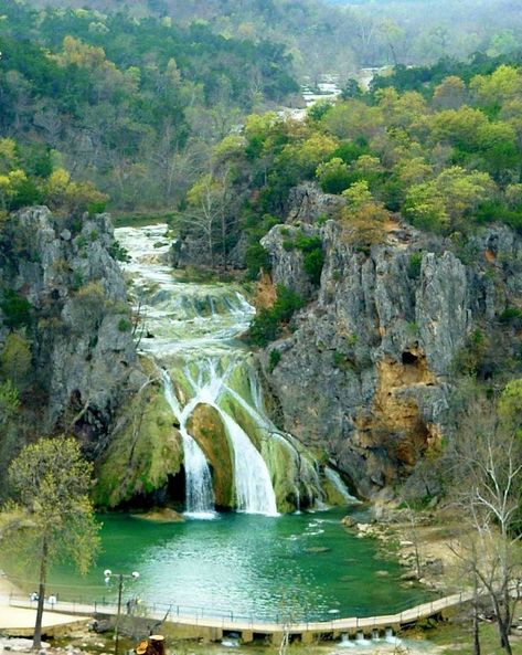 Turner Falls Oklahoma, Peaceful Scenery, Turner Falls, Oklahoma Travel, Travel Oklahoma, Girls Vacation, Oklahoma Sooners, Trip Ideas, North Dakota