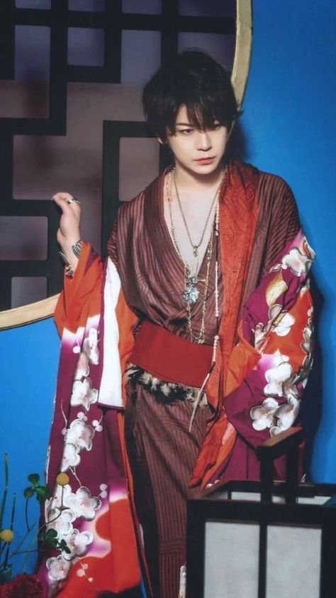 Men's Yukata, Secondary Characters, Kazuya Kamenashi, Kimono Traditional, Kat Tun, People References, Japanese Traditional Clothing, Male Kimono, Movie Soundtracks