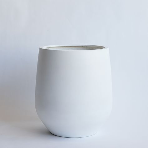 White pot Contemporary Living Room Colors, White Pot, Outdoor Pots, Box Packaging Design, Contemporary Living Room, White Glaze, Ceramic Planters, Contemporary Living, White Gloss