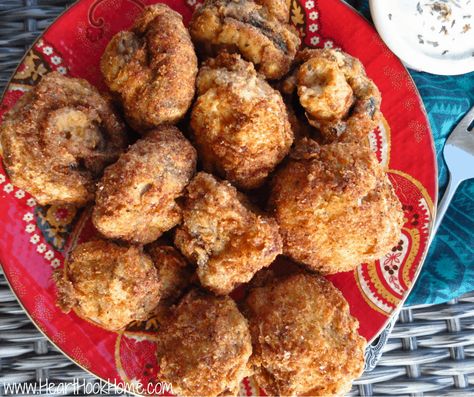 Fabulous Fried Mushrooms Fried Mushrooms Batter, Deep Fried Mushrooms, Fried Mushroom Recipes, Easy Mushroom Recipes, Breaded Mushrooms, Fried Veggies, Deep Fried Recipes, Fried Mushrooms, Nutritious Food