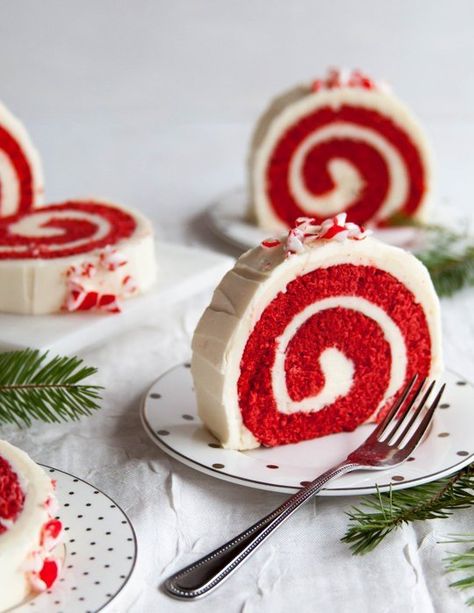 Recipe: Peppermint Red Velvet Cake Roll — Dessert Recipes from The Kitchn Red Velvet Cake Roll, Sponge Cake Roll, Super Torte, Ruby Chocolate, Creamed Kale, Peppermint Recipes, Peppermint Cake, Red Velvet Recipes, Roll Cakes