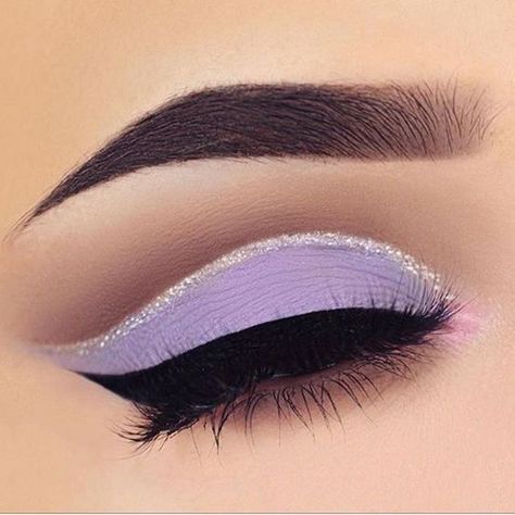 Lavender Glitter Eye Makeup! Purple Wedding | Purple Bridal Earrings | Purple Wedding Jewelry | Spring wedding | Spring inspo | Yellow  | Silver | Spring wedding ideas | Spring wedding inspo | Spring wedding mood board | Spring wedding flowers | Spring wedding formal | Spring wedding outdoors | Inspirational | Beautiful | Decor | Makeup |  Bride | Color Scheme | Tree | Flowers | Wedding Table | Decor | Inspiration | Great View | Picture Perfect | Cute | Candles | Table Centerpiece | Purple Theme Maquillaje Cut Crease, Pageant Makeup, Silver Eye Makeup, Make Up Designs, Purple Eye Makeup, Linda Hallberg, Glitter Eye Makeup, Purple Makeup, Makijaż Smokey Eye