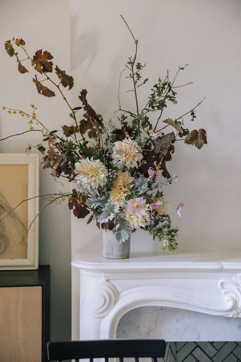 Simple Steps for a Stunning Fall Table on apartment 34 Tabletop Styling, Monterey Wedding, Fall Tones, London Wedding Venues, Church Wedding Decorations, Cool Color Palette, Minimal Living, Funny Wedding Photos, Monterey California