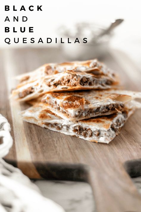 Black and Blue Quesadillas are packed with steak sauce drenched ground beef, blue cheese crumbles and stringy mozzarella. The perfect 30 minute meal for busy weeknights. Cheese Steak Quesadillas, Blue Cheese Crumbles, Cheese Quesadilla, Soft Tacos, Quesadilla Recipes, Cheesy Recipes, Steak Sauce, Football Food, Easy Appetizer Recipes