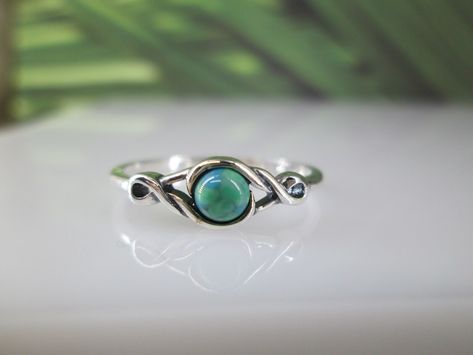 Grandma Jewelry, Infinity Design, Sterling Silver Rings Turquoise, Jewelry Turquoise, Ring Turquoise, Turquoise Ring Silver, Infinity Ring, Turquoise Rings, Genuine Turquoise