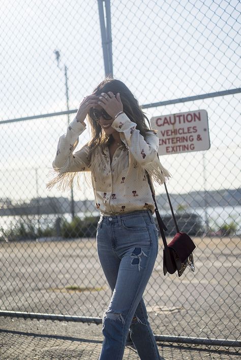 Cowgirl Vibes, Aimee Song, Looks Country, Quoi Porter, Song Of Style, Mode Boho, Fringe Top, Cowgirl Outfits, Chloe Bag