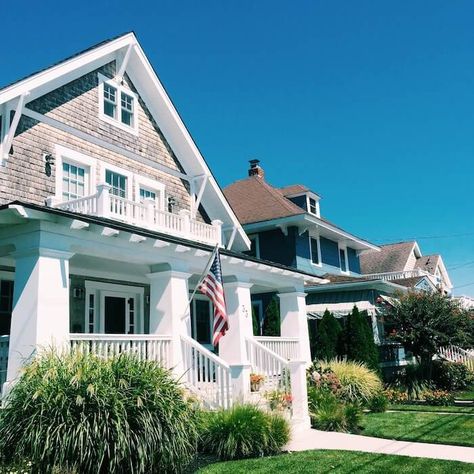 House In New Jersey, Beach House New Jersey, Jersey Shore Beach House, Jersey Shore Beach Aesthetic, New Jersey Beach Aesthetic, Lbi New Jersey Aesthetic, New Jersey Beach House, Jersey Shore House, Avalon New Jersey