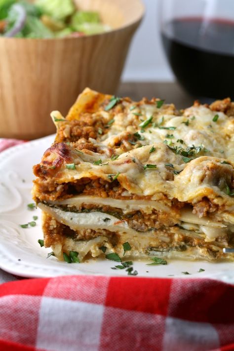 Recipes With Sage Sausage, Lasagna Recipe With Spinach And Beef, Spinach Beef Lasagna, Sausage Spinach Lasagna, Spicy Lasagna Recipe, Sausage And Spinach Lasagna Recipe, Spicy Sausage Lasagna, Pesto And Sausage Lasagna, Lasagna With Spinach And Meat