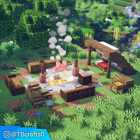 Campfire Ideas, Minecraft Camp, Minecraft Garden, Minecraft Decoration, Big Tasty, Rumah Minecraft Sederhana, Camping Site, Minecraft Interior Design, Bangunan Minecraft