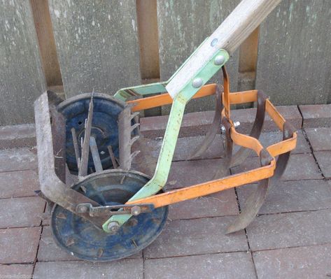 VINTAGE RO HO HAND PUSH GARDEN CULTIVATOR TILLER WEEDER PLOW Horticulture Therapy, Hand Cultivator, Garden Cultivator, Patina Farm, Agricultural Implements, Best Garden Tools, Tractor Idea, Dig Gardens, Custom Metal Fabrication