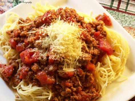 Italian Gravy, Spaghetti With Meat Sauce, Spaghetti With Meat, Beef Sauce, New Orleans Recipes, Louisiana Style, Meat Sauce Recipes, Spaghetti Meat Sauce, Louisiana Recipes