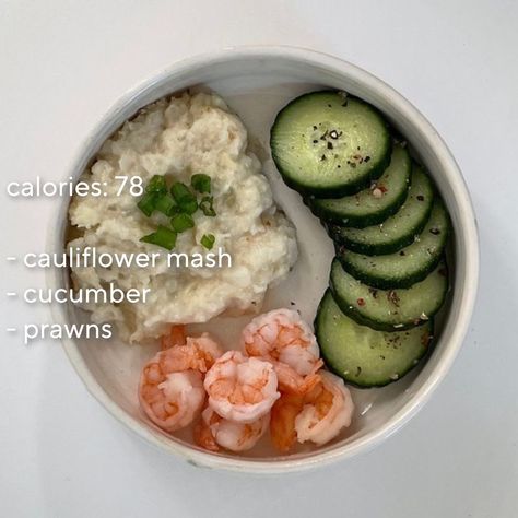 Meal Low Cal, Ed Dinner, Low Cal Food Ed, Food With Calories, Low Cal Dinner Ideas, 2000s Diet, Under 200 Calorie Meals, Meal Inspo Low Cal, Low Cal Foods