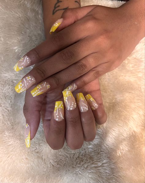 Nail Inspo Yellow, French With Flowers, Yellow French, Nail Inspo, Nail Art, Nails, Yellow, Flowers, Art