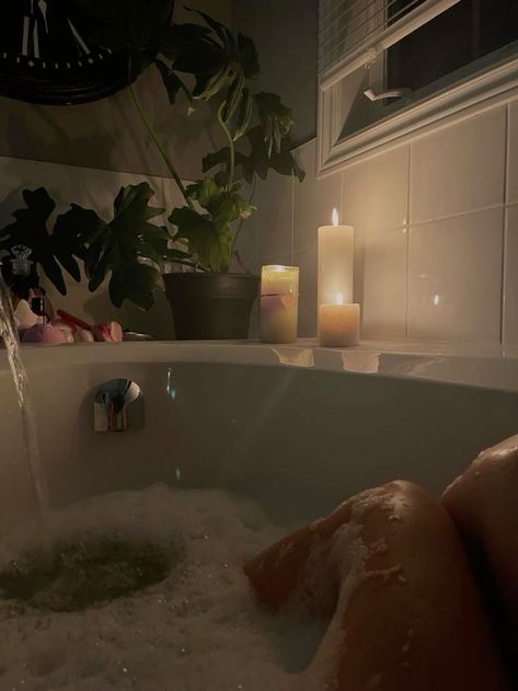 Tub Aesthetic Bath, Bath Tub Astetic, Bath Inspo Bathtubs, Nighttime Shower Aesthetic, Bubble Bath Asethic, Boyfriend Massage Aesthetic, Calm Shower Aesthetic, Shower Aethstetic, Aesthetic Bath Tub Pics