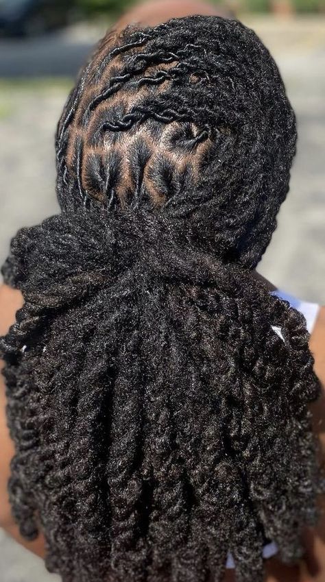 Mid Back Length Loc Styles, 2023 Loc Styles, Loc Styles Vacation, Graduation Loc Styles, Cute Dread Hairstyles, Locs Hairstyles For Wedding, Loc Hairstyles For Women, Dreads Styles For Women, Beautiful Dreadlocks