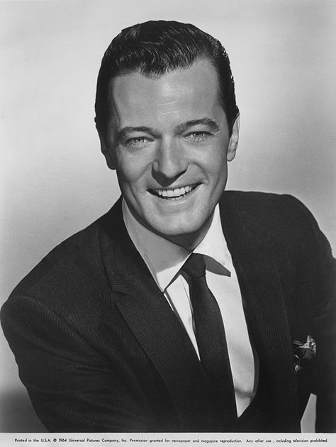 Robert Goulet, A Chorus Line, Musical Composition, Hollywood Men, Classic Movie Stars, Man On The Moon, Character Actor, Hollywood Legends, Composers