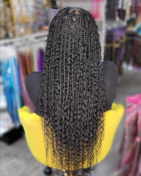 BOHO-BRAIDS MEDIUM SIZE BOHO BRAIDS #bohobraids #humanhair #bohotwist #knotlessbraids #goddessbraids #yegbraidslover #yeglocal #yegladies #braids #braidswithcurls #blackisbeautiful #curlyhair #humanhair #curls #bobstyle #braids #edmonton #yegtoday #edmontonbraids #bohobraidyeg #sherwoodpark #hair 😍✨ Braids Medium, Boho Twists, Braids With Curls, Boho Braids, Bob Styles, Goddess Braids, Black Is Beautiful, Medium Size, Human Hair