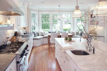 built in nook in kitchen/dining Classical Kitchen, Window Seat Kitchen, Kitchen New York, Diy House Renovations, Grey Kitchens, Counter Tops, Traditional Kitchen, Window Seat, White Cabinets