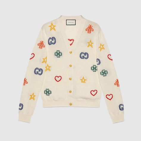 Shop the Symbols jacquard cotton linen cardigan in white at GUCCI.COM. Enjoy Free Shipping and Complimentary Gift Wrapping. Gucci Knitwear, Gucci Women, Linen Cardigan, Mens Cardigan, Knitwear Men, Gucci Men, Cardigan Fashion, Women Clothes, Cardigan Sweater