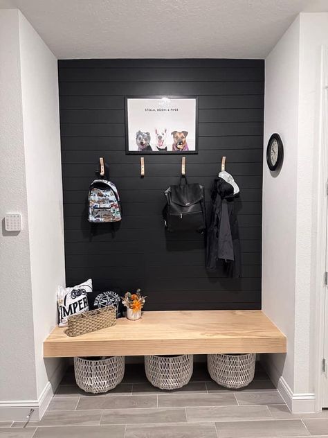 Black Drop Zone, Easy Mudroom Ideas, Lake Mudroom, Black Mud Room, Modern Mudroom Entryway, Entryway Built In Ideas, Garage Entryway Ideas, Entrance Bench, Garage Entryway