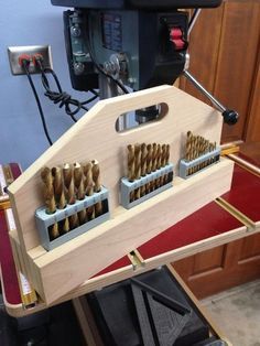 Drill Bit Storage, Bit Storage, Drill Press Table, Woodworking Tools Storage, Garage Tool Storage, Tool Storage Diy, Storage Tote, Workbench Plans, Diy Garage Storage