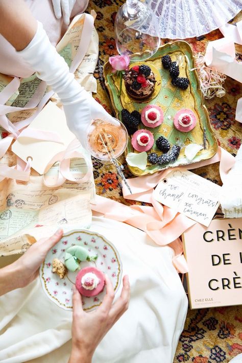 Antoinette Aesthetic, French Monarchy, Marie Antoinette Aesthetic, Marie Antoinette Party, Aphrodite Aesthetic, Pretty Mess, Rococo Fashion, Camille Styles, Bridal Shower Food