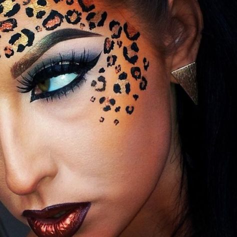 cliomakeup-idee-make-up-trucco-carnevale-4 Leopard Makeup Halloween, Carnaval Make-up, Cheetah Makeup, Tiger Makeup, Festival Face Paint, Fantasy Make-up, Leopard Makeup, Halloween Make-up Looks, Diy Halloween Makeup