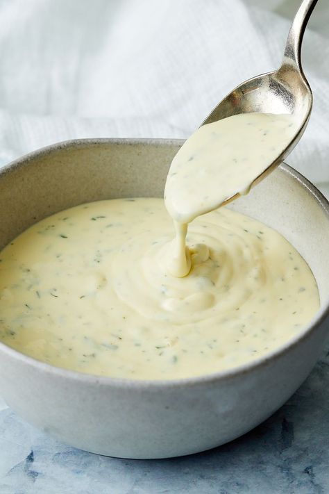 Easy Bearnaise Sauce Bearnaise Sauce Easy, Bearnaise Sauce Recipe, Best Hollandaise Sauce, Bernaise Sauce, Ham Sauce, Chef John Recipes, Recipe For Hollandaise Sauce, French Sauces, Bearnaise Sauce